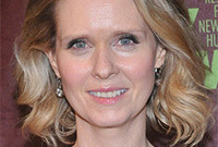 Cynthia-nixon-hairstyles-side